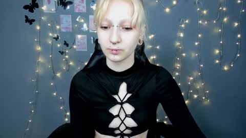 Snapshot of lexy_woorhez chatting on February 3, 2025, 11:09 am Lexy online show from February 3, 2025, 11:09 am