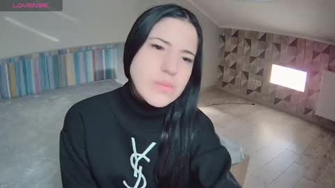 lexyswett online show from January 5, 2025, 10:32 am