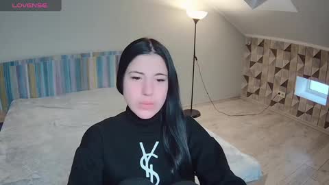 lexyswett online show from January 5, 2025, 1:36 pm