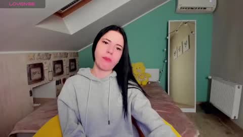 lexyswett online show from February 12, 2025, 10:59 pm