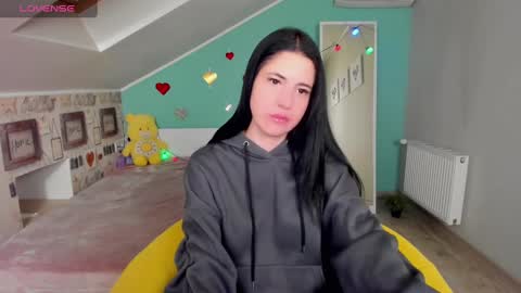 lexyswett online show from February 14, 2025, 2:39 am