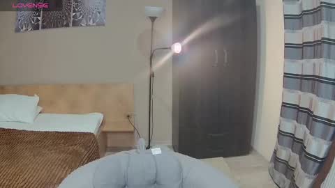 lexyswett online show from March 11, 2025, 7:25 pm