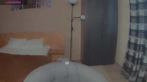 lexyswett online show from March 12, 2025, 5:13 am