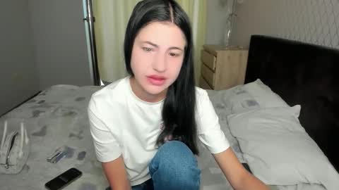 lexyswett online show from September 9, 2025, 6:46 am