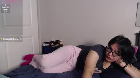 Snapshot of lexyvalentine chatting on February 23, 2026, 8:28 pm Mai online show from February 23, 2026, 8:28 pm