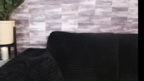 lexywetrain online show from January 31, 2025, 4:03 am