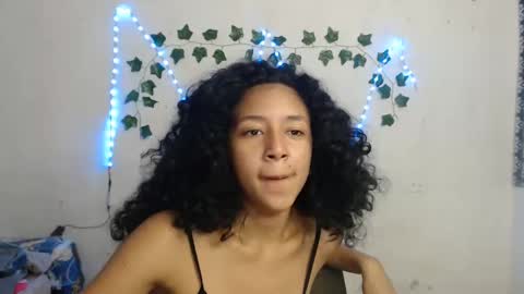 lolita online show from January 4, 2025, 4:23 am