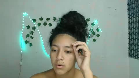 lolita online show from January 18, 2025, 9:24 am