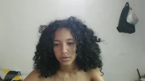 lolita online show from February 26, 2025, 2:14 pm