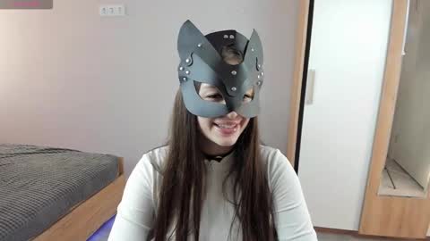 Leya online show from September 22, 2025, 2:19 pm