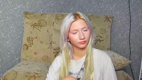 Leya online show from September 15, 2025, 9:09 am