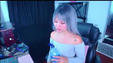 Leydy  online show from March 8, 2025, 6:32 am