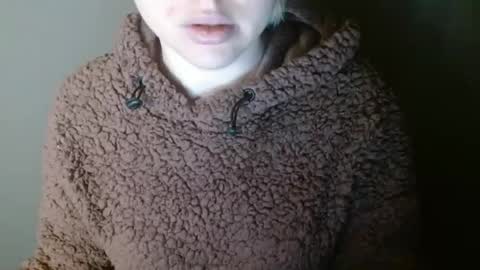 Leyla online show from February 17, 2026, 6:32 am