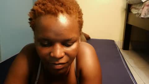 leylacuty13 online show from April 8, 2026, 7:03 pm