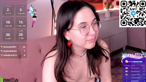 leylamirage online show from April 18, 2026, 7:58 pm