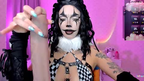 LEA online show from December 2, 2025, 3:40 pm