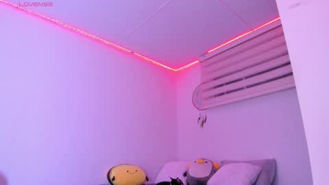 Jessica online show from January 15, 2025, 4:57 am