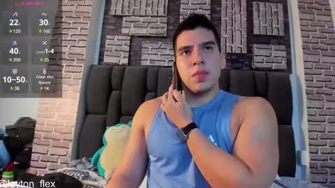 L E Y T O N online show from February 22, 2025, 1:22 am