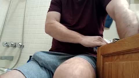 Snapshot of lgck12in chatting on October 23, 2025, 12:43 am C2bme online show from October 23, 2025, 12:43 am