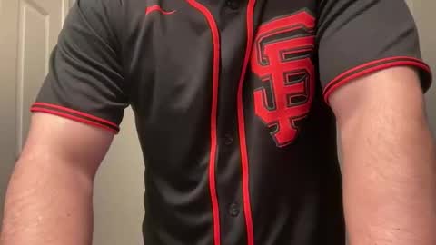 lhotboyl online show from November 21, 2025, 7:01 pm