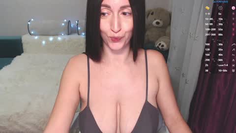 Snapshot of li_lu666 chatting on February 5, 2025, 2:48 pm Lilu online show from February 5, 2025, 2:48 pm