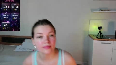 lia_2002_ online show from April 11, 2026, 1:26 pm