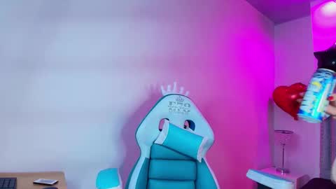 Lia  online show from February 12, 2026, 3:34 am