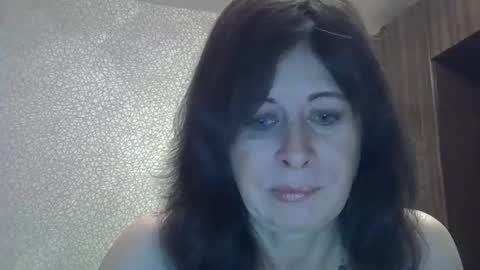 lia_ang online show from November 2, 2025, 9:28 pm