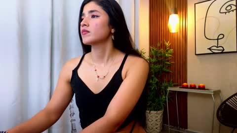 LIA online show from November 22, 2025, 6:18 pm