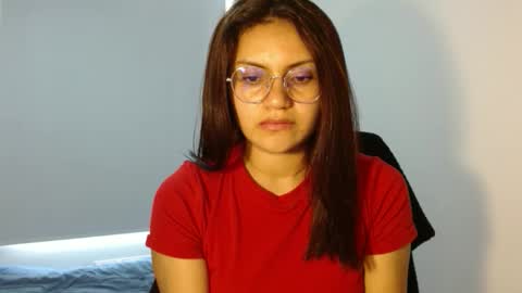 Snapshot of lia_miracle chatting on May 26, 2026, 9:22 pm lia_miracle online show from May 26, 2026, 9:22 pm