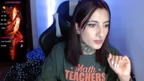 lia spicy   ig online show from September 10, 2025, 3:23 pm