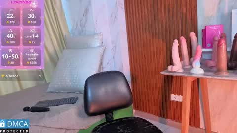 lia summer1 online show from September 9, 2025, 7:13 pm