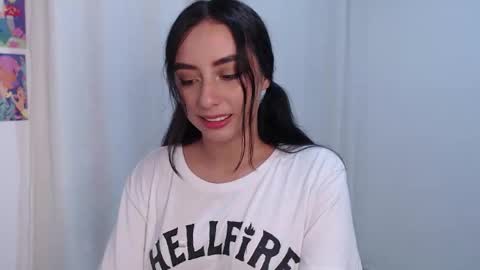 Snapshot of liaa_cute_ chatting on June 11, 2026, 2:53 am lia online show from June 11, 2026, 2:53 am