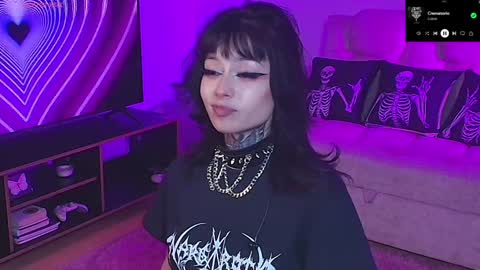 Snapshot of liaa_rodriguezz chatting on January 19, 2025, 2:25 am Liaa online show from January 19, 2025, 2:25 am