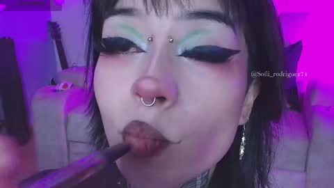 Snapshot of liaa_rodriguezz chatting on February 20, 2025, 12:52 am Liaa online show from February 20, 2025, 12:52 am