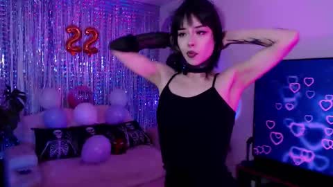 Snapshot of liaa_rodriguezz chatting on September 15, 2025, 9:37 pm Liaa online show from September 15, 2025, 9:37 pm