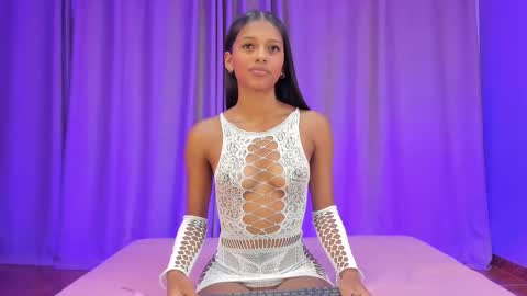 Snapshot of liaa_taylor1 chatting on October 11, 2025, 1:16 am Lia online show from October 11, 2025, 1:16 am