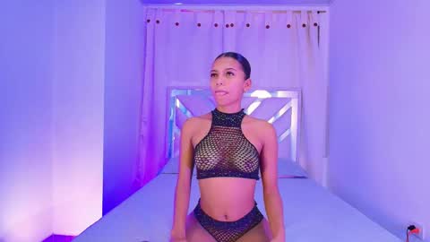 Snapshot of liaa_taylor1 chatting on February 18, 2026, 2:40 am Lia online show from February 18, 2026, 2:40 am