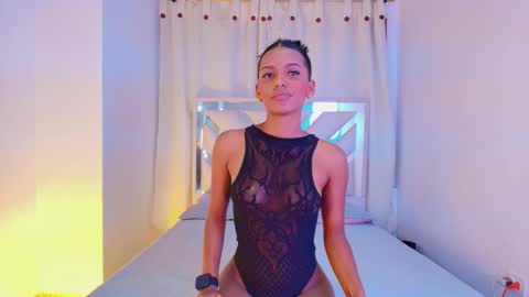 Snapshot of liaa_taylor1 chatting on March 25, 2026, 4:40 am Lia online show from March 25, 2026, 4:40 am