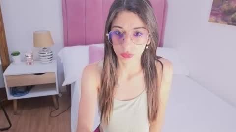 Lia  online show from January 7, 2026, 12:29 pm