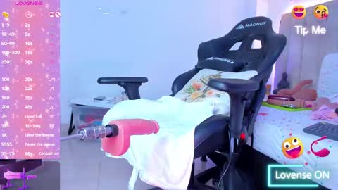 Liaa online show from February 22, 2025, 10:20 pm