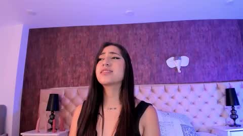 liaa turner  online show from October 2, 2025, 8:38 pm