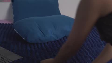 Lia Funsized18 online show from November 23, 2025, 11:04 pm