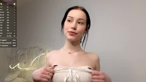 Snapshot of liaglamour chatting on March 2, 2025, 2:43 pm Lia online show from March 2, 2025, 2:43 pm