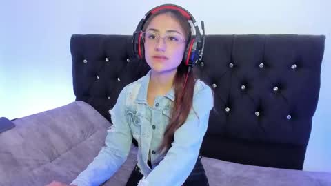 Snapshot of liah_star chatting on November 18, 2025, 7:18 pm Liah online show from November 18, 2025, 7:18 pm