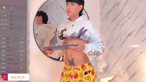 Liam online show from January 24, 2025, 8:13 am