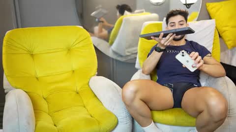 Liam  Luca online show from February 15, 2025, 12:54 pm