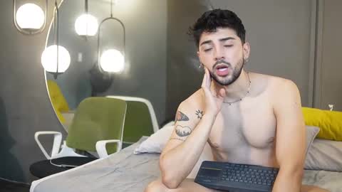 Liam  Luca online show from March 9, 2025, 8:42 pm