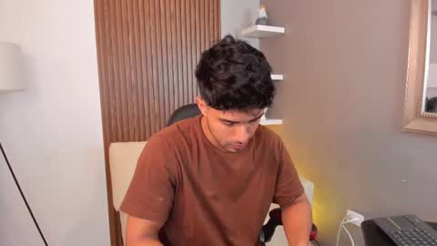 Liam Collins online show from February 20, 2025, 11:42 am