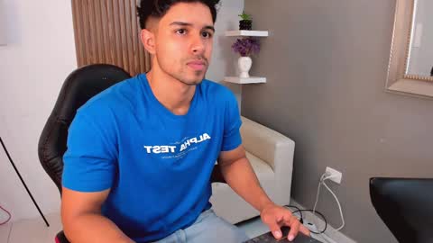 Liam Collins online show from February 21, 2025, 11:33 am